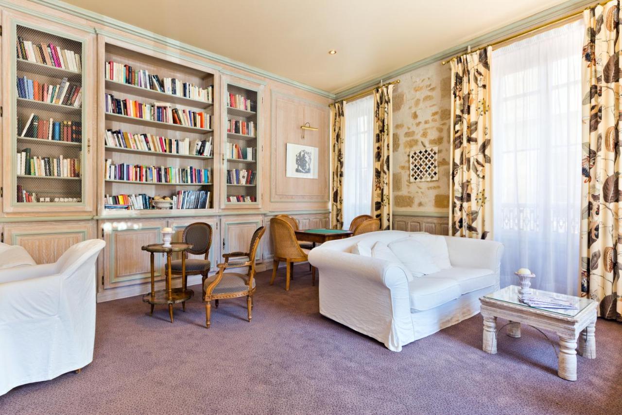 Hotel Hob Montespan Talleyrand Bourbon-lʼArchambault Exterior foto